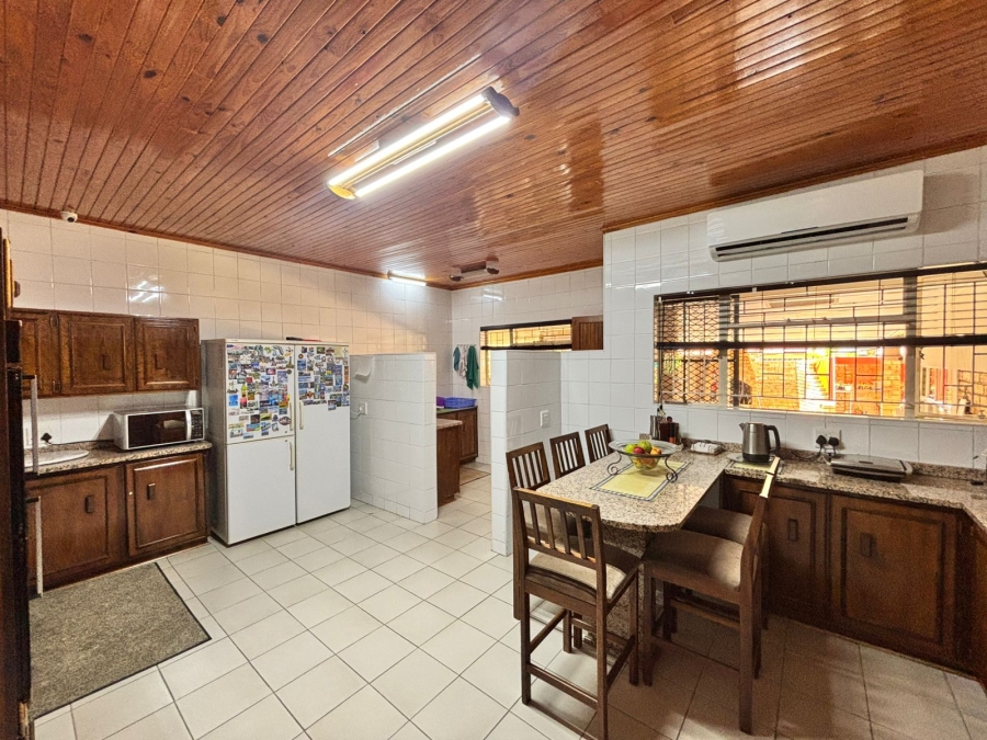 5 Bedroom Property for Sale in Flamwood North West